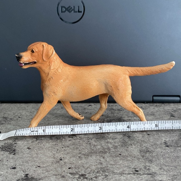 Breyer Dog Companion Animal Yellow Labrador Retriever - Picture 14 of 14